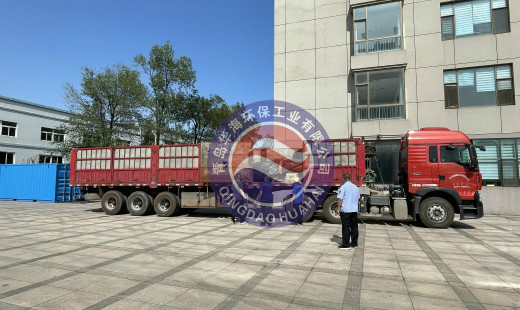 濟南客戶訂購的橡膠壩生產(chǎn)完畢準備發(fā)貨